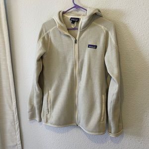 Patagonia fleece in cream